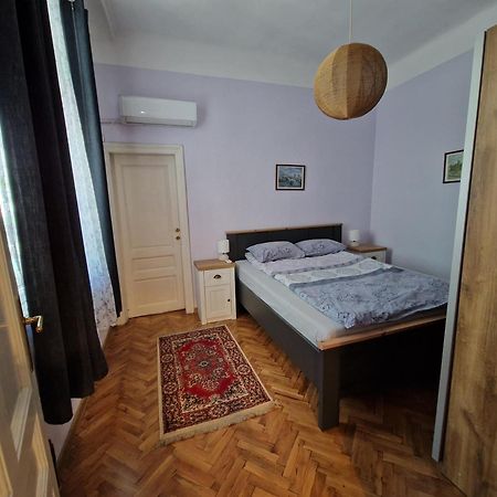 布尔加斯Етаж От Къща С Двор公寓 外观 照片